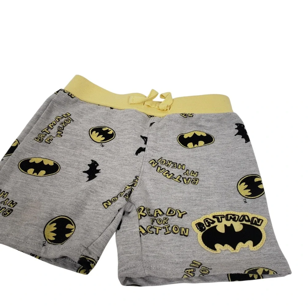 Batman Shorts 3/6M Baby Gray Yellow DC Comics Superhero Logo‎ Outfit